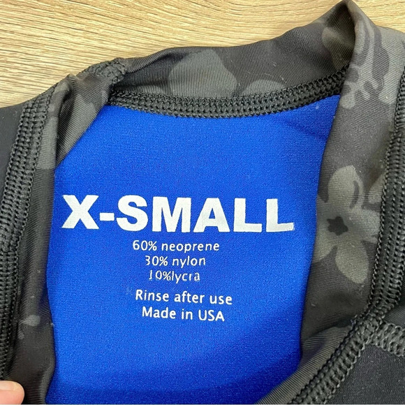 Pacific Whale Foundation Maui Surf Wetsuit Top Shirt X-Small - Picture 4 of 8